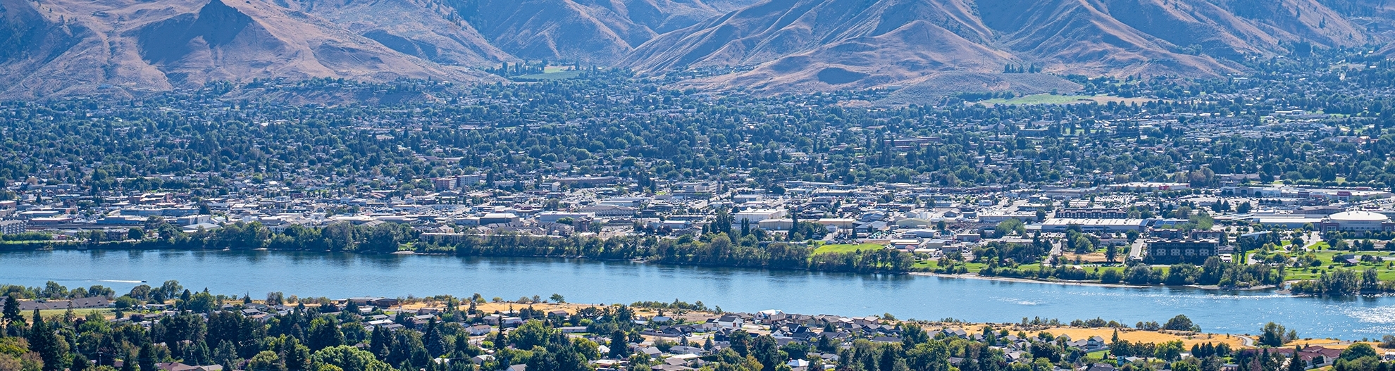 Over looking Wenatchee Washington on a clear summer day